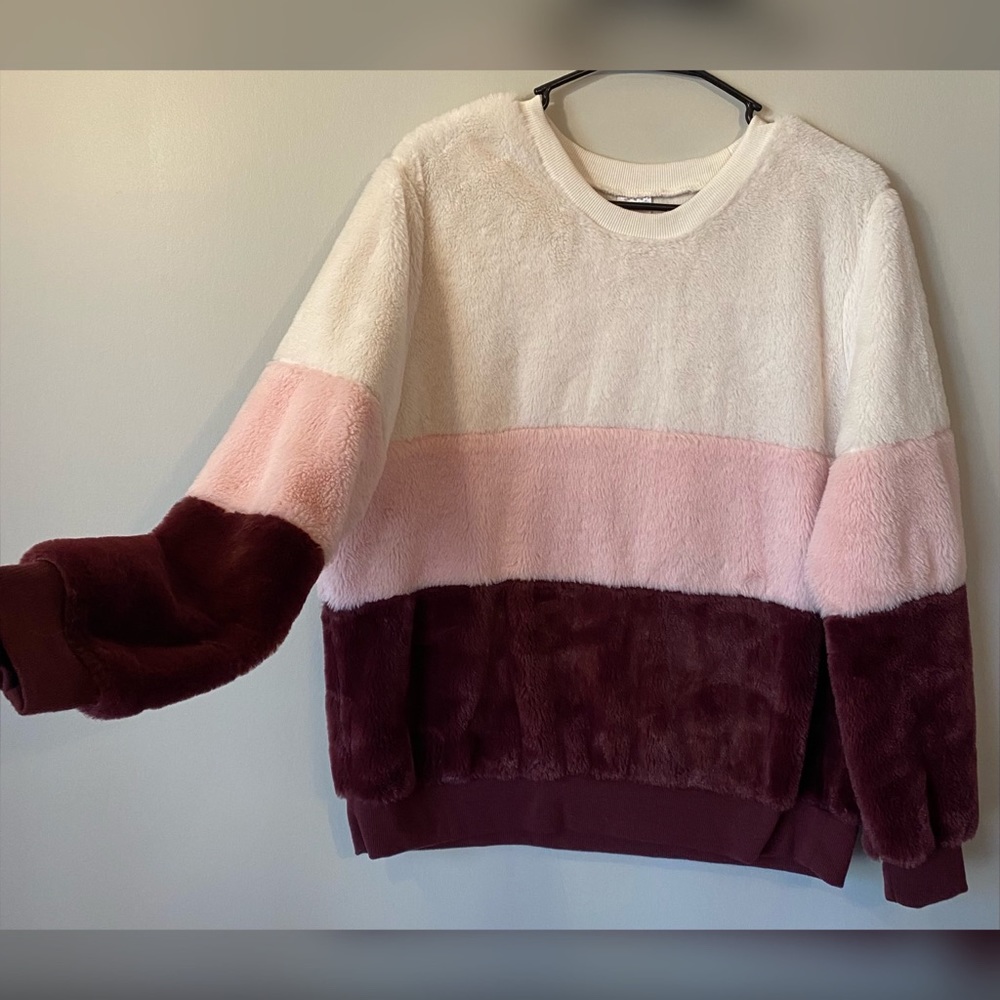 Tri Colored Faux Fur Soft Sweater - White, Light Pink & Burgundy - Women’s XL